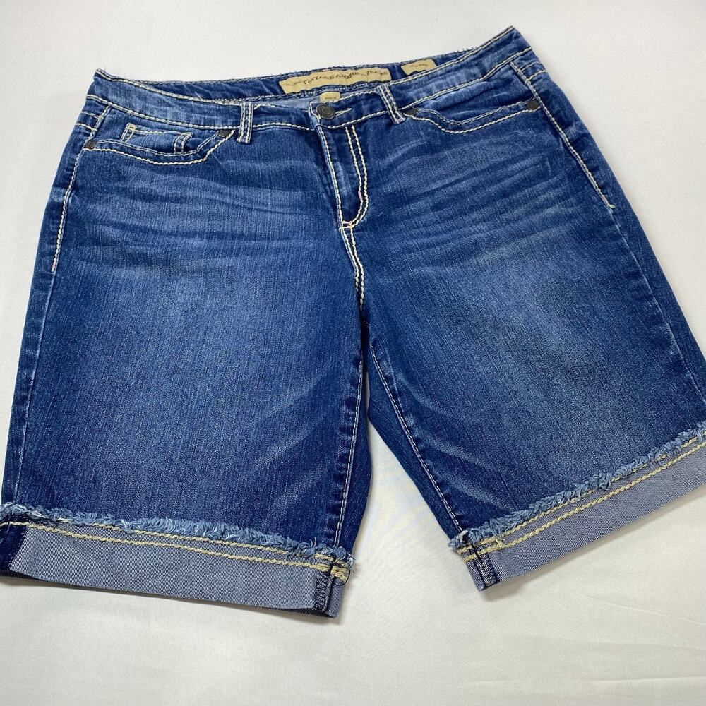 Nine West Vintage America Mid‑Rise Bermuda Jean Shorts Women’s 14 – Cuffed
